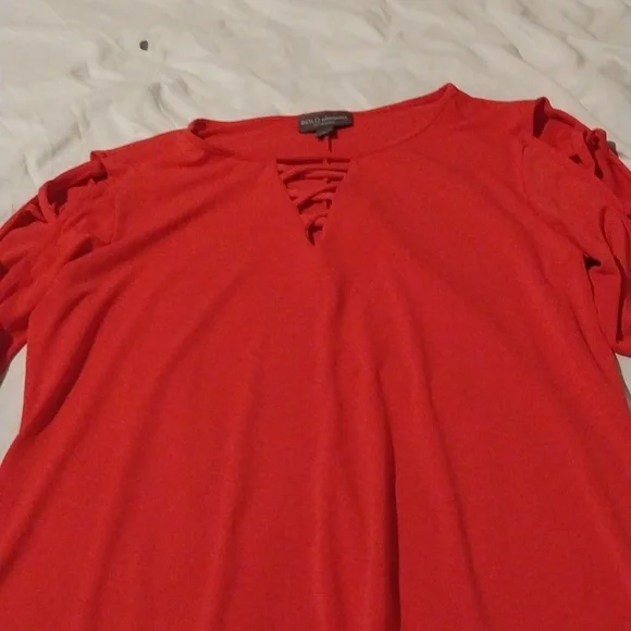 Top - Picture 1 of 4